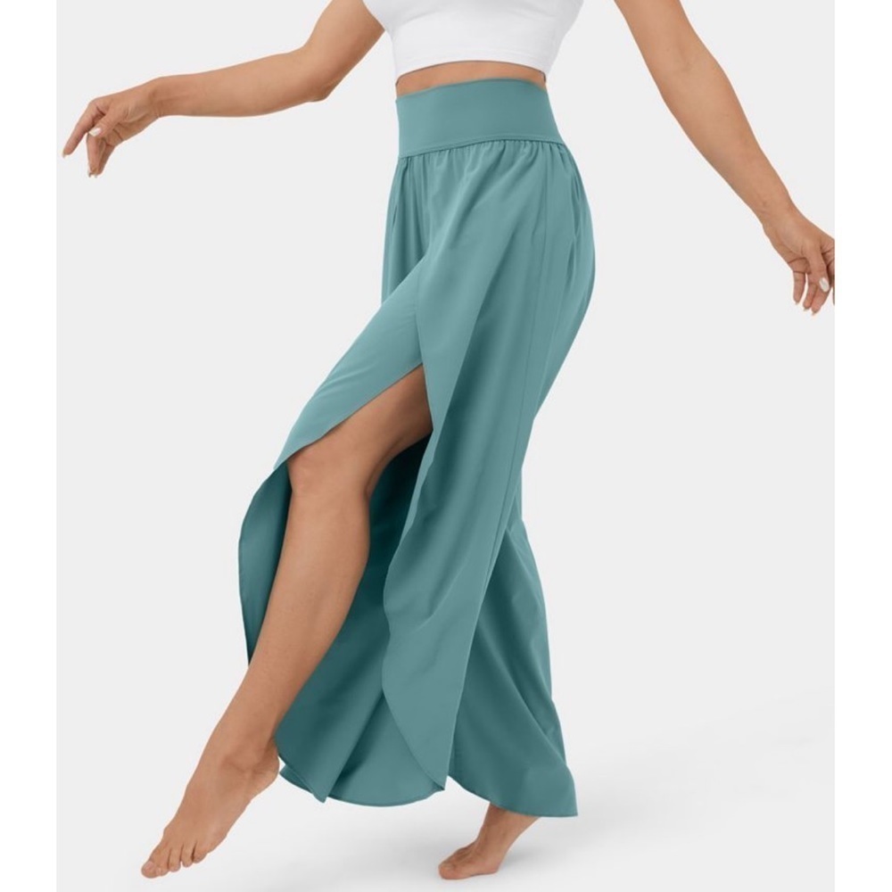 HALARA Breezeful High Waisted Pocket Palazzo Flowy Split Wide Leg Pants